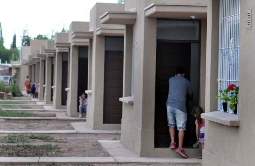 Proponen que las viviendas sociales se ajusten por índice salarial