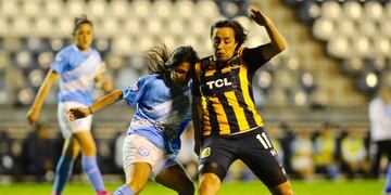 Selena Chamorra anotó el primer gol en un campeonato femenino profesional\u002E (CARC)