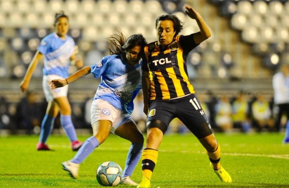 Rosarina pasó a la historia por marcar el primer gol en un campeonato femenino profesional