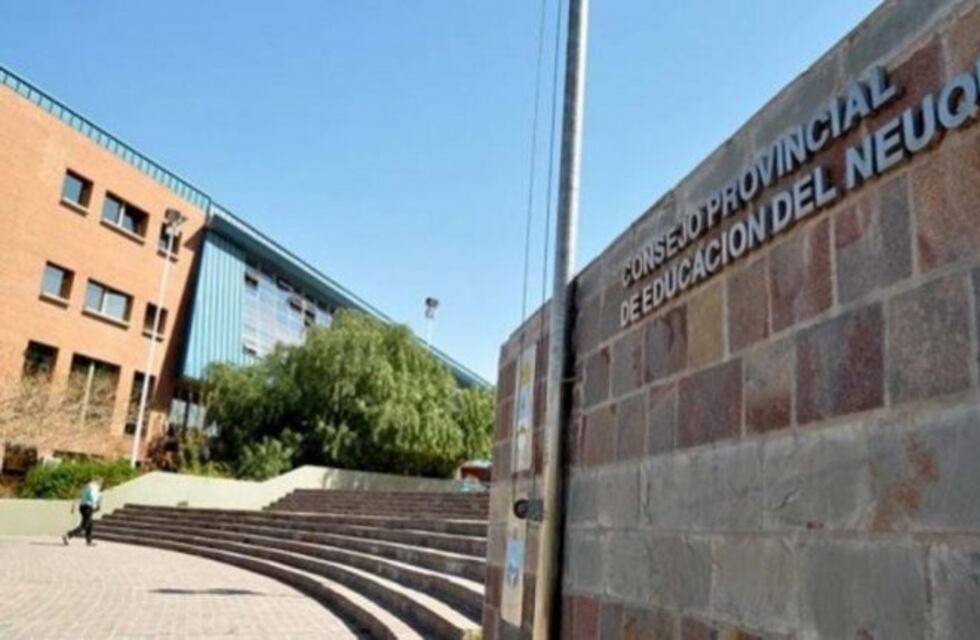 La Justicia acusó a un funcionario por violencia de género