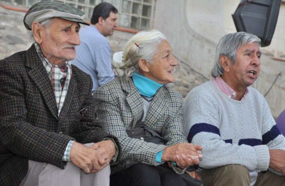 Mayores en Red: un nuevo sistema de acompañamiento telefónico para adultos mayores de Córdoba