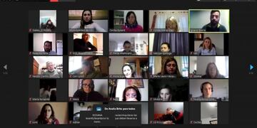 Más de 600 carlospacenses asistieron al encuentro virtual para aprender a restaurar los bosques nativos después de los incendios forestales