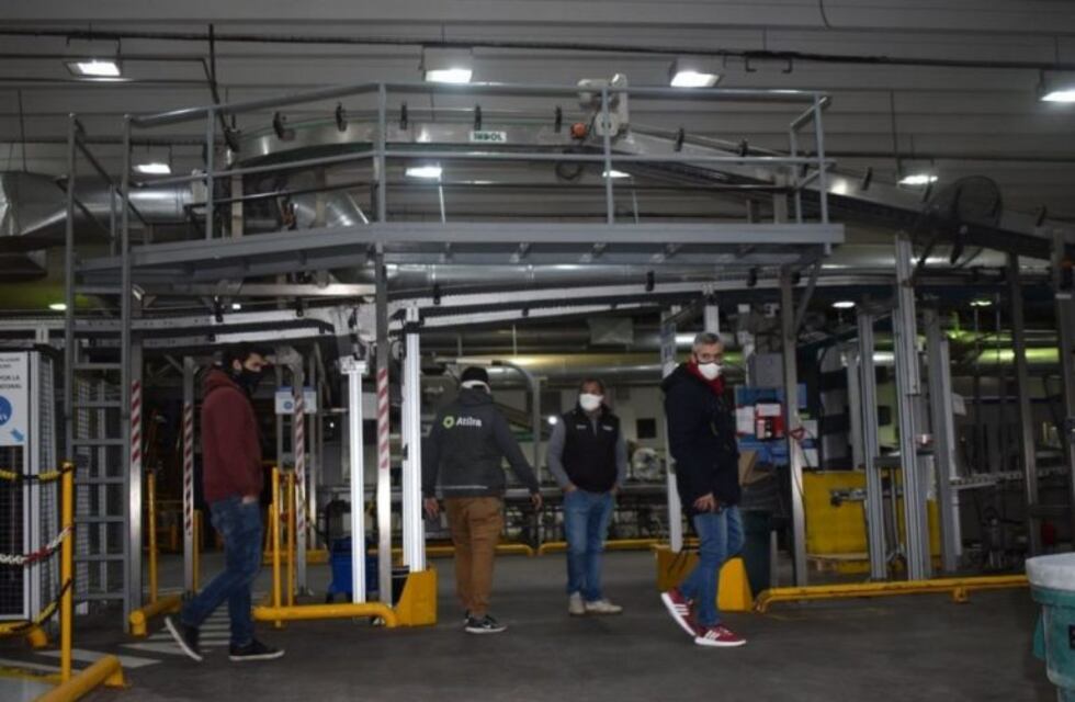 Advierten por posible faltante de lácteos en las góndolas ante un paro de ATILRA