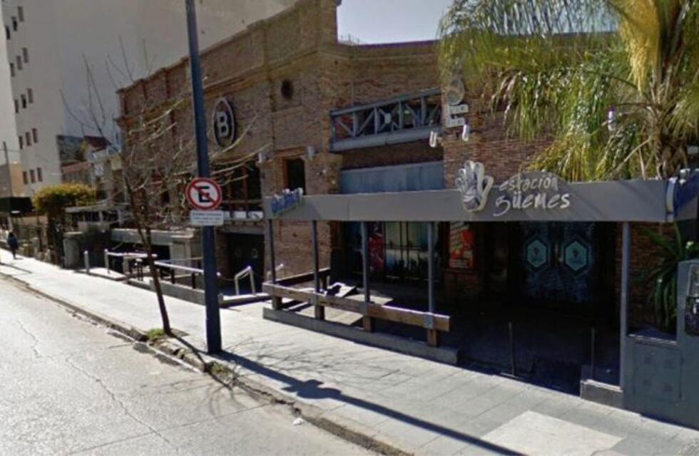 Así se incendió un bar tradicional en barrio Güemes
