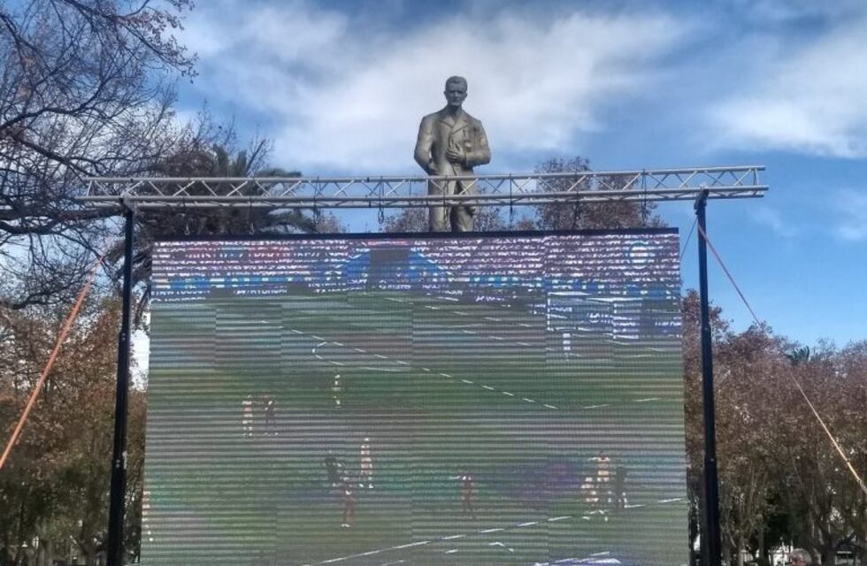 De la mano de Armani y con la cabeza de Sampaoli, Casilda vibró con la clasificación de la Selección