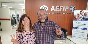 El Referente Roberto Gómez junto a la Ex Ministra de Economia de la Prov\u002E de Bs As\u002E Lic\u002E Silvina Batakis