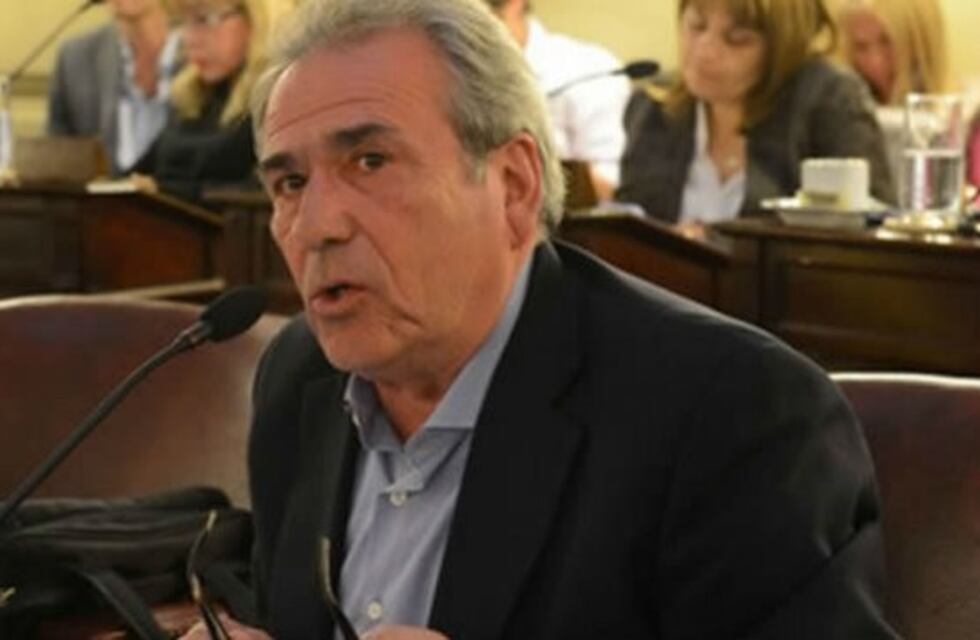 El PJ santafesino tildó a Lifschitz de "irresponsable" tras sus dichos en un encuentro partidario