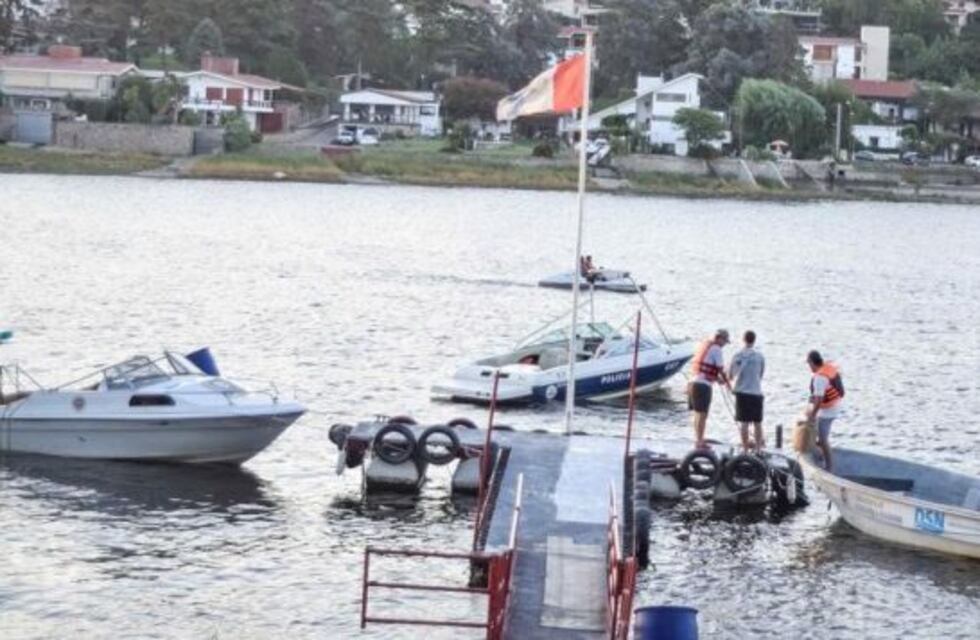Murió un turista que paseaba en catamarán por el Lago San Roque