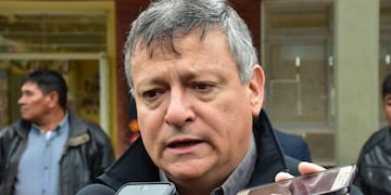 Peppo aseguró el desembolso de 60 millones de pesos para el transporte\u002E (Prensa Gobierno del Chaco)