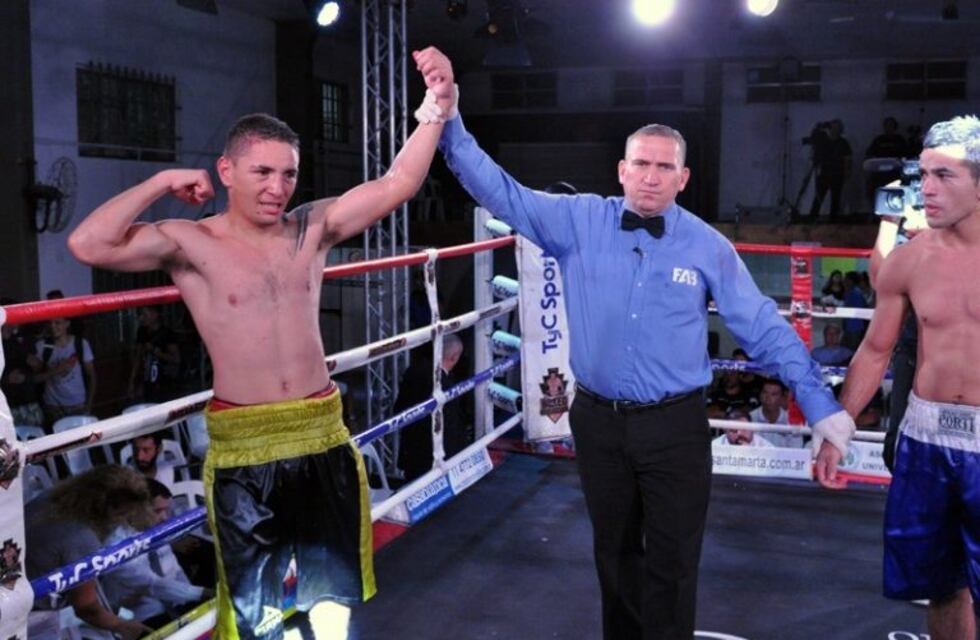 El boxeador de San Francisco José Acevedo busca la consagración en Carlos Paz