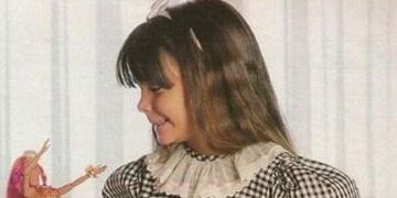 Charlotte Caniggia publicó dos fotos de su infancia y le agradeció a su mamá, Mariana Nannis, por hacerla tan feliz\u002E