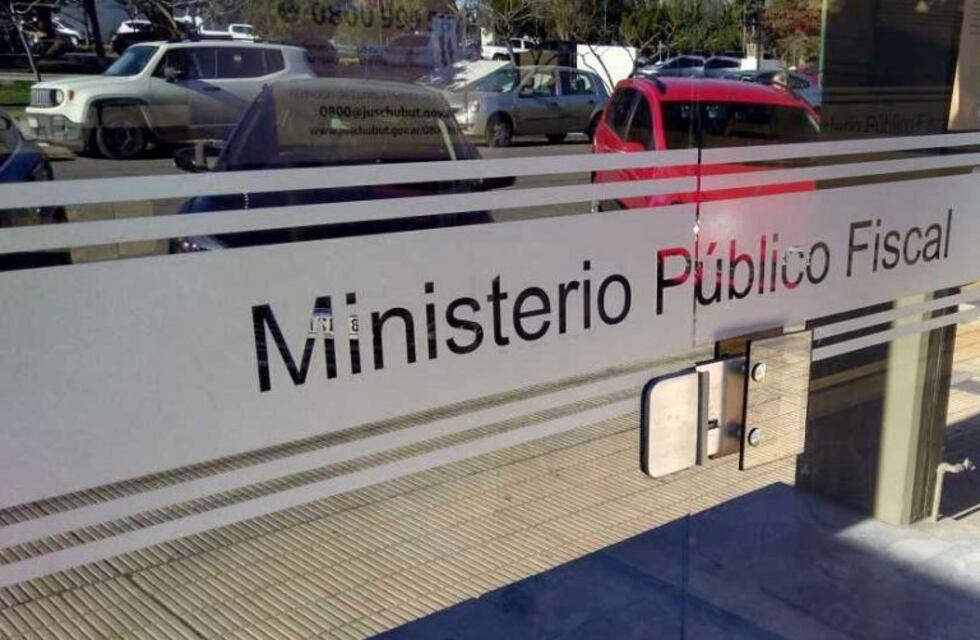 Prisión preventiva a tres jóvenes acusados de abusar a una chica