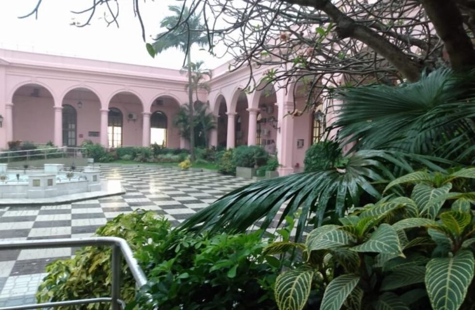 Mañana lluviosa en un día completamente gris