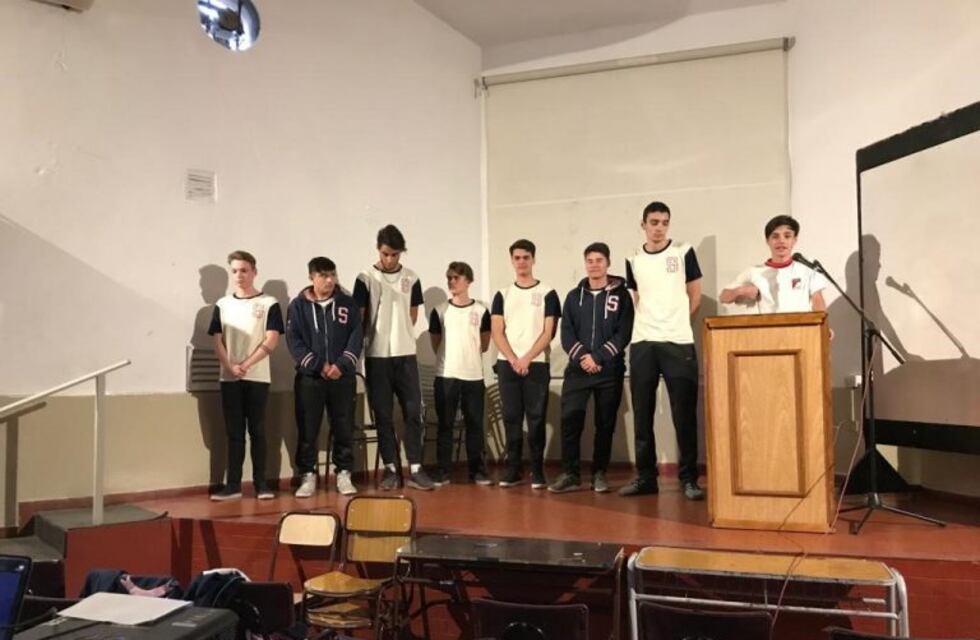 Alumnos estudiaron "el ocio" en Carlos Paz y expusieron sus resultados