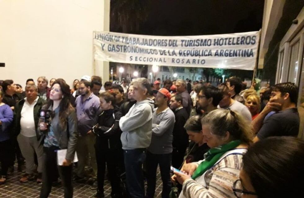 Los gastronómicos detenidos por amenazas durante el paro serán imputados en libertad