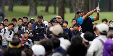 Tiger Woods of the United States watches his tee shot on the 5th hole during the third round of the Zozo Championship PGA Tour at the Accordia Golf Narashino country club in Inzai, east of Tokyo, Japan, Sunday, Oct\u002E 27, 2019\u002E (AP Photo/Lee Jin-man)