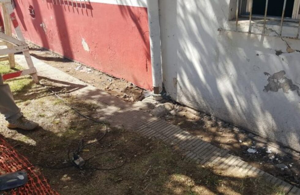 Comenzó la obra de reparación de estructuras en la escuela Primaria Nº7 de Villa Arias
