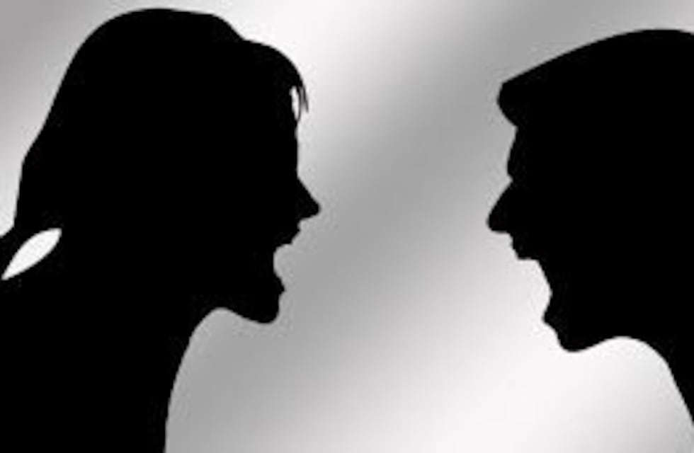 Pelea sangrienta: detuvieron a una mujer por provocar disturbios en la casa de su ex