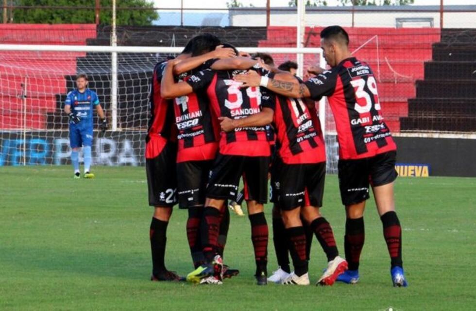 Tres cambios en Patronato para recibir a Aldosivi por la Superliga