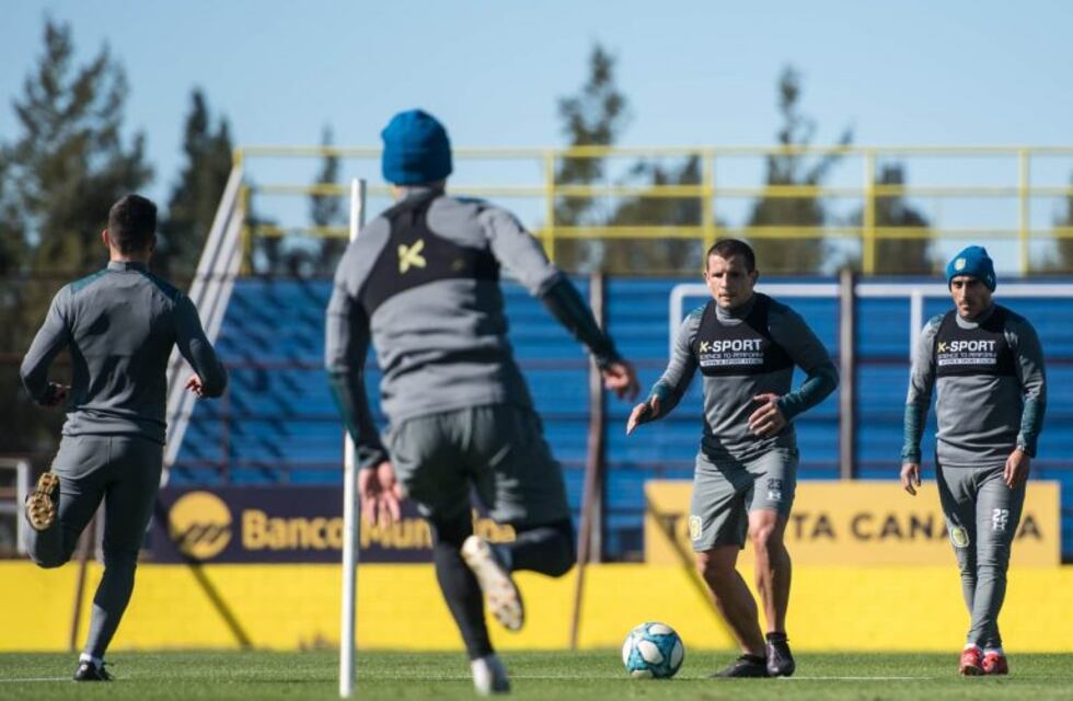 Con la necesidad de incorporar, Central cerró su primera semana de entrenamientos