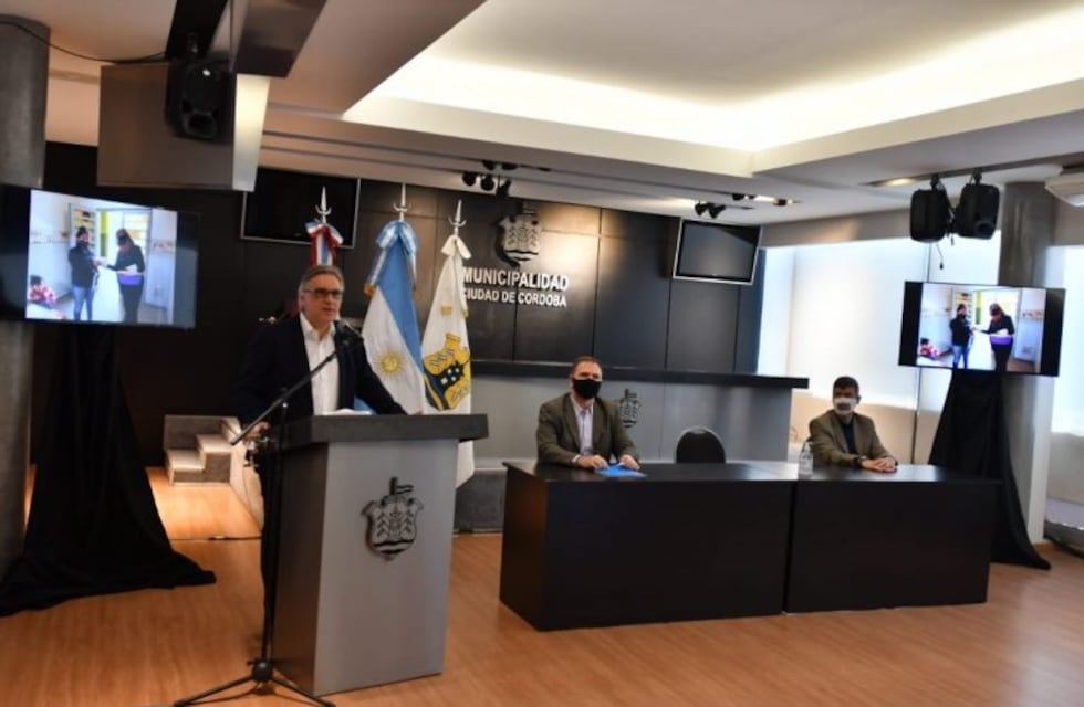 Anunciaron la construcción de 34 aulas para jardines y escuelas municipales de Córdoba