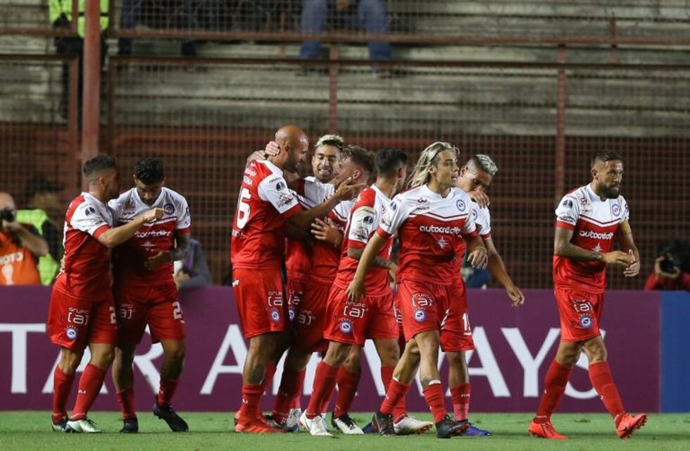 Argentinos Juniors deberá volver a Venezuela para disputar el partido suspendido