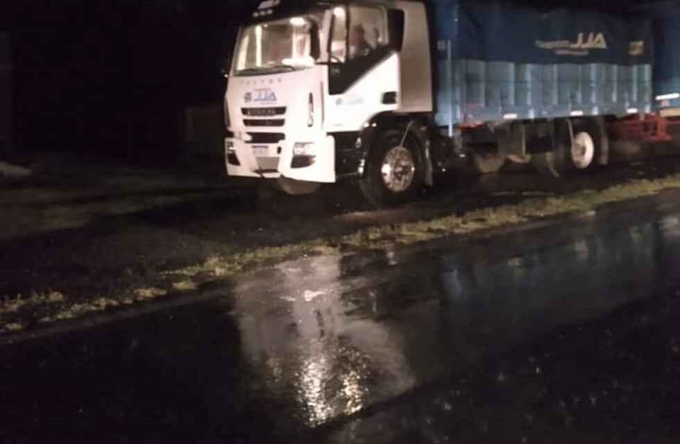 Triple choque en Ruta 19: Madre e hijo con graves lesiones