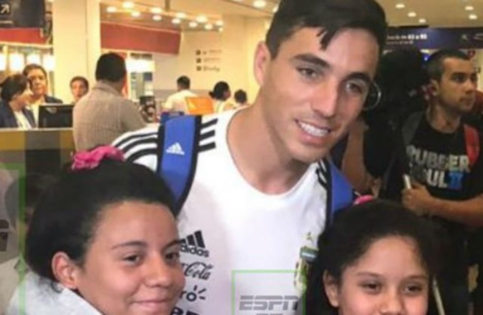 Volvió Renzo Saravia, con la felicitación de Neymar