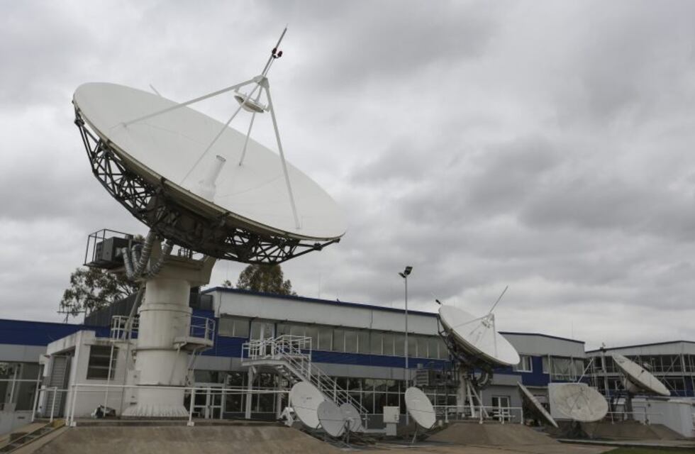 El expresidente de Arsat se atrincheró en la empresa y exige doble indemnización para irse