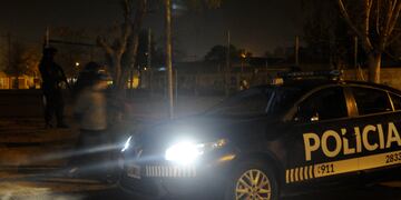 Hirieron en un brazo con un disparo a un policía en Las Heras.