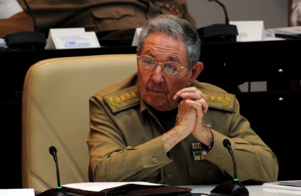 Cuba prolonga dos meses el mandato de Raúl Castro