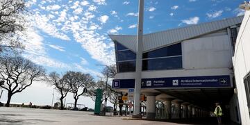 Detuvieron al piloto privado que interfirió una comunicación en Aeroparque\u002E Foto: EFE\u002E