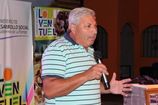 El intendente de Loventuel Hugo Oscar Martínez\u002E