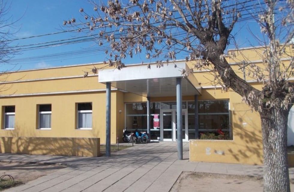 El dólar lo hizo: en pleno quirófano suspendieron una cesárea porque no había agujas en el hospital