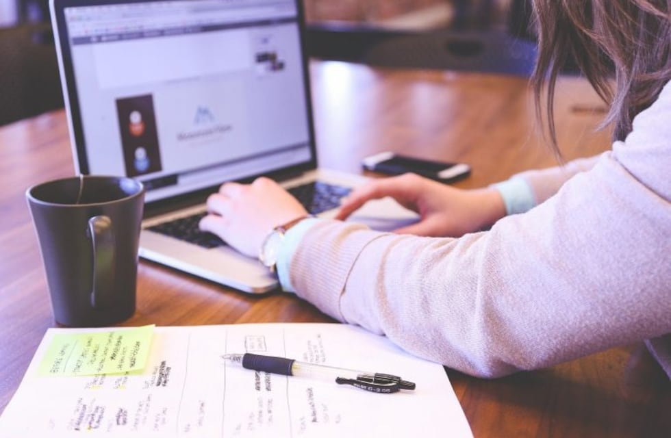 Continúan los seminarios para adaptarse a la escolarización no presencial