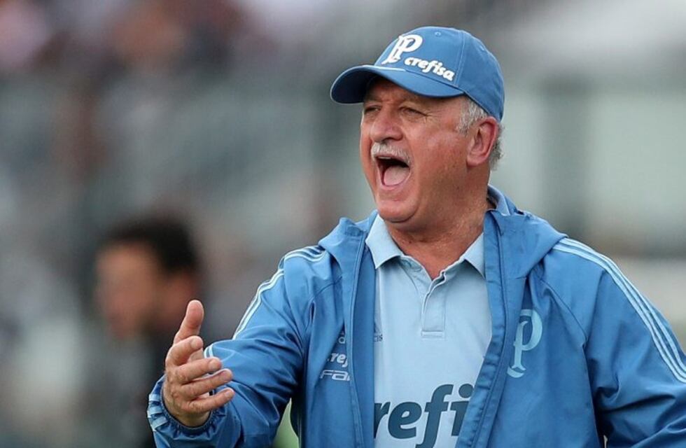 Para el DT 'Felipao' Scolari, "Boca debería ser declarado campeón"