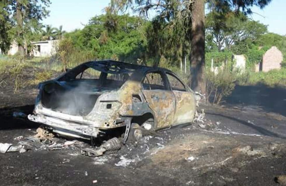 Se incendió en Santa Fe el auto en el que viajaba Daniel Passarella