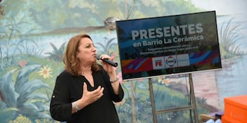 La dirigente socialista espera una salida del conflicto tras el fallo de la Corte provincial\u002E (@MonicaFein)