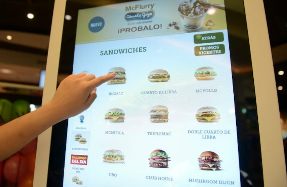 McDonalds abrió en Córdoba su primer local del interior con Experiencia del Futuro