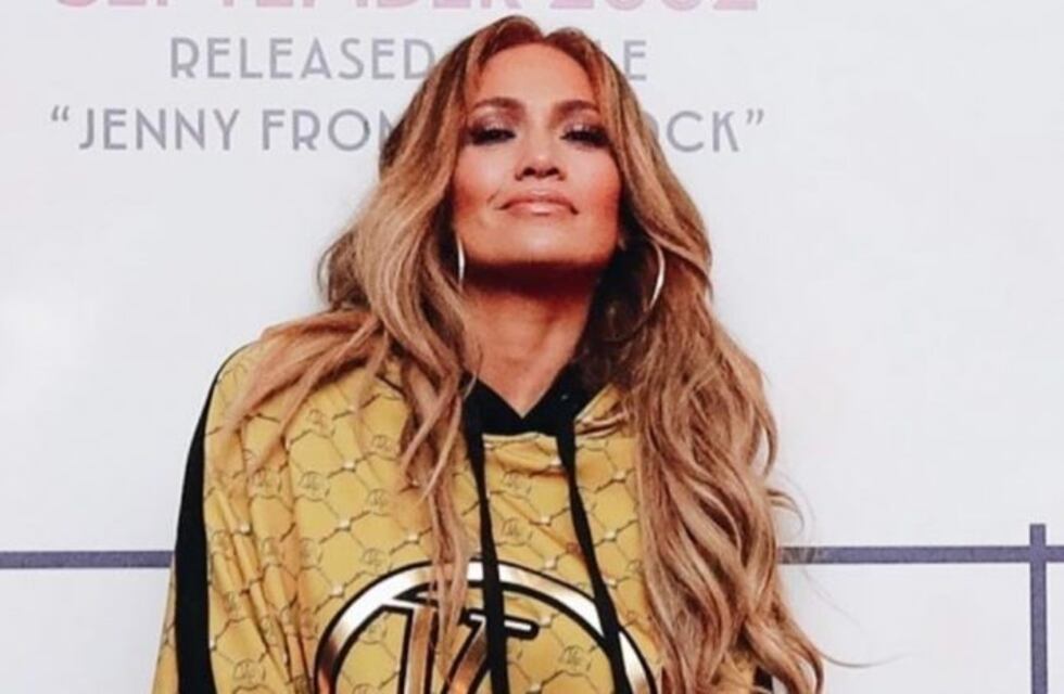 Jennifer Lopez cumplió 50 años y lo celebró con una alocada fiesta