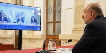 Perotti compartió un diálogo virtual con Alberto Fernández y el presidente le expuso su preocupación sobre la suba de contagios de coronavirus en Rosario\u002E (Prensa Gobernación)