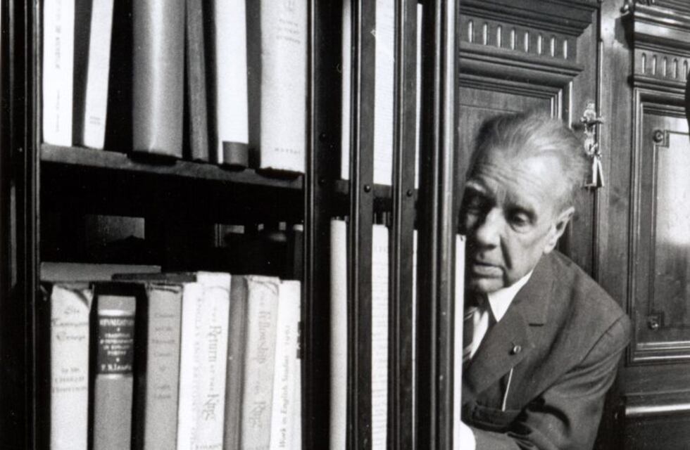 Historia de una foto: Borges, el señor de los laberintos