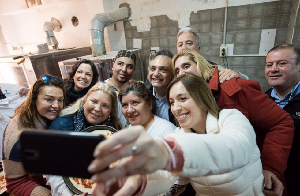 María Eugenia Vidal y Elisa Carrió encabezaron en Mar del Plata el timbreo nacional de Cambiemos