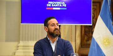 Vacunatorio VIP: Diputados citaron a Sukerman para que brinde explicaciones (Gobierno de Santa Fe)