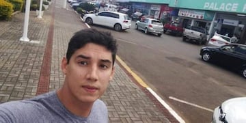 Delapierre estuvo varado en la frontera desde el 9 de abril\u002E