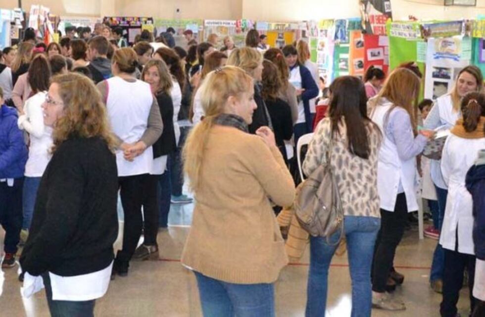 Presentaron mas de cien proyectos en la Feria de Ciencias en Alta Italia
