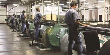 Despidieron a 40 empleados de la fábrica textil Tenimbó