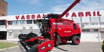 Preocupación en empleados de la fábrica Vassalli por falta de pago de salarios