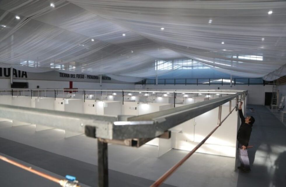 La instalación del oxígeno en el hospital de campaña en Ushuaia llega a su etapa final