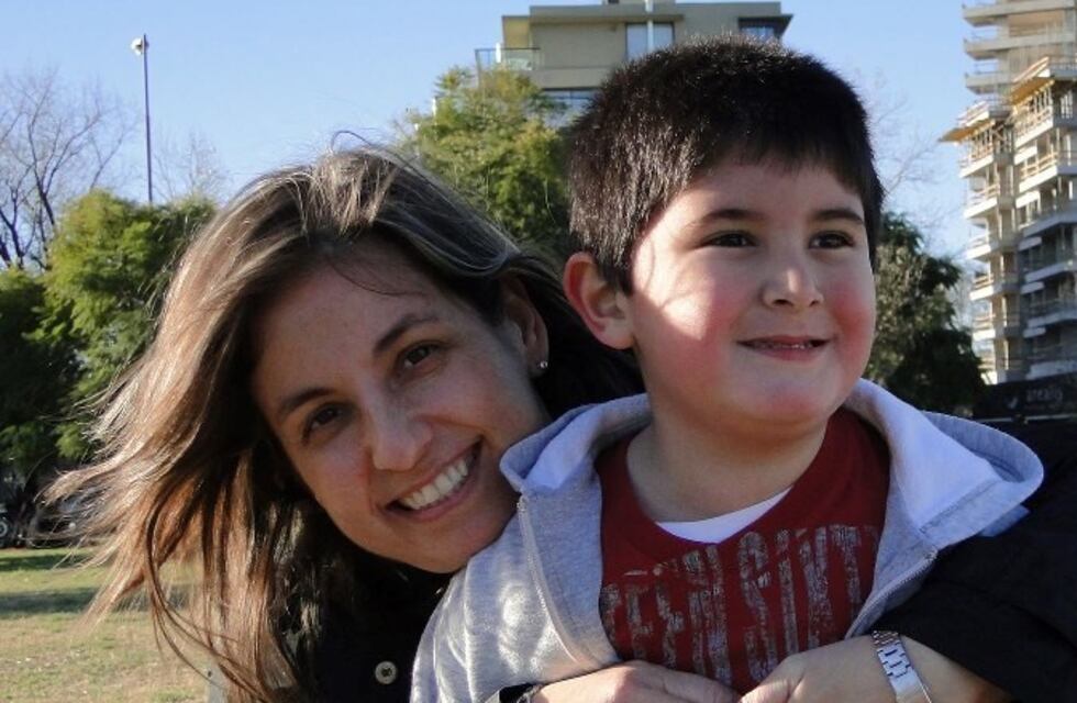 Homenajearon a una madre adoptiva en la apertura de la nueva sede del Ruaga